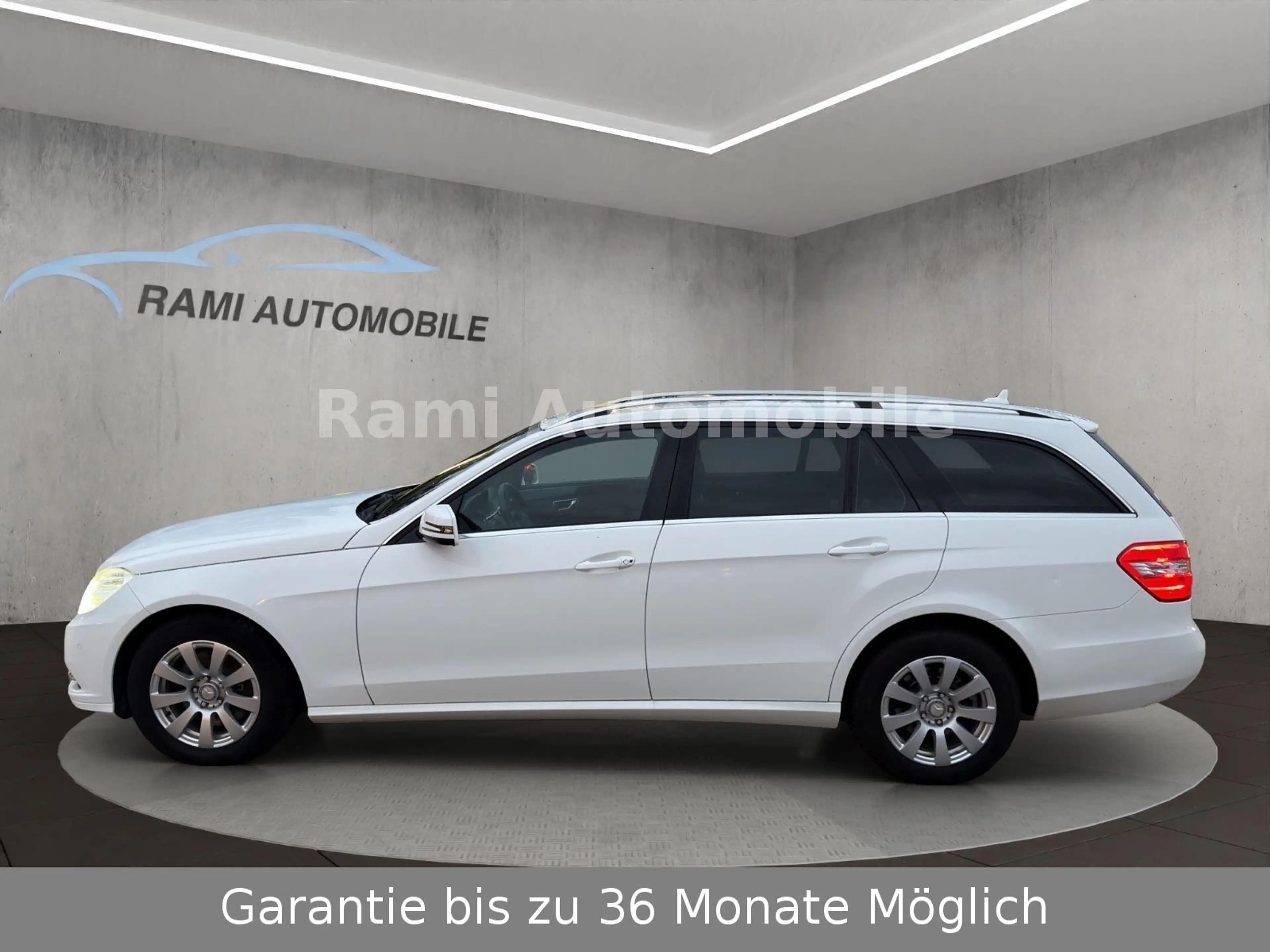 Mercedes-Benz E 300 E T-Modell E 300 CDI BlueEfficiency — photo 4