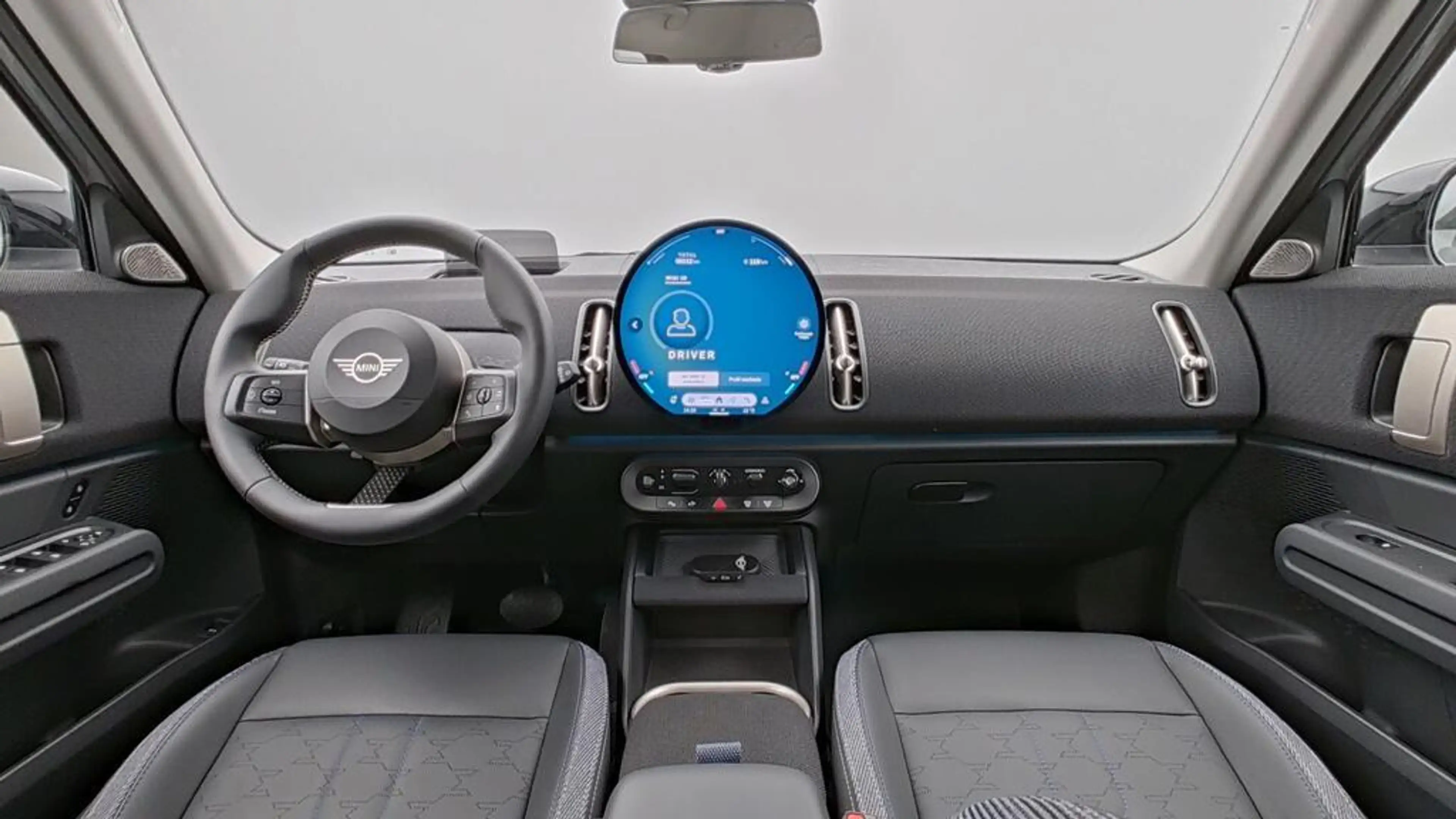 MINI Countryman C Classic Trim — photo 14