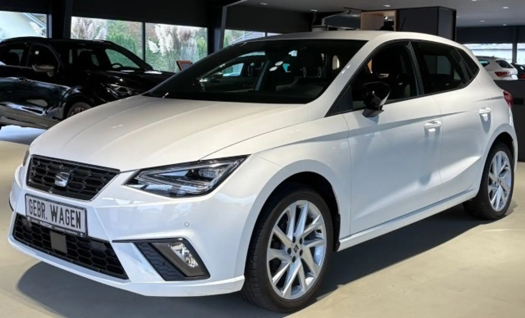 SEAT Ibiza FR 1.0TGI Klima Navi Rückfahrkamera Sitzheizung Weiß - 1
