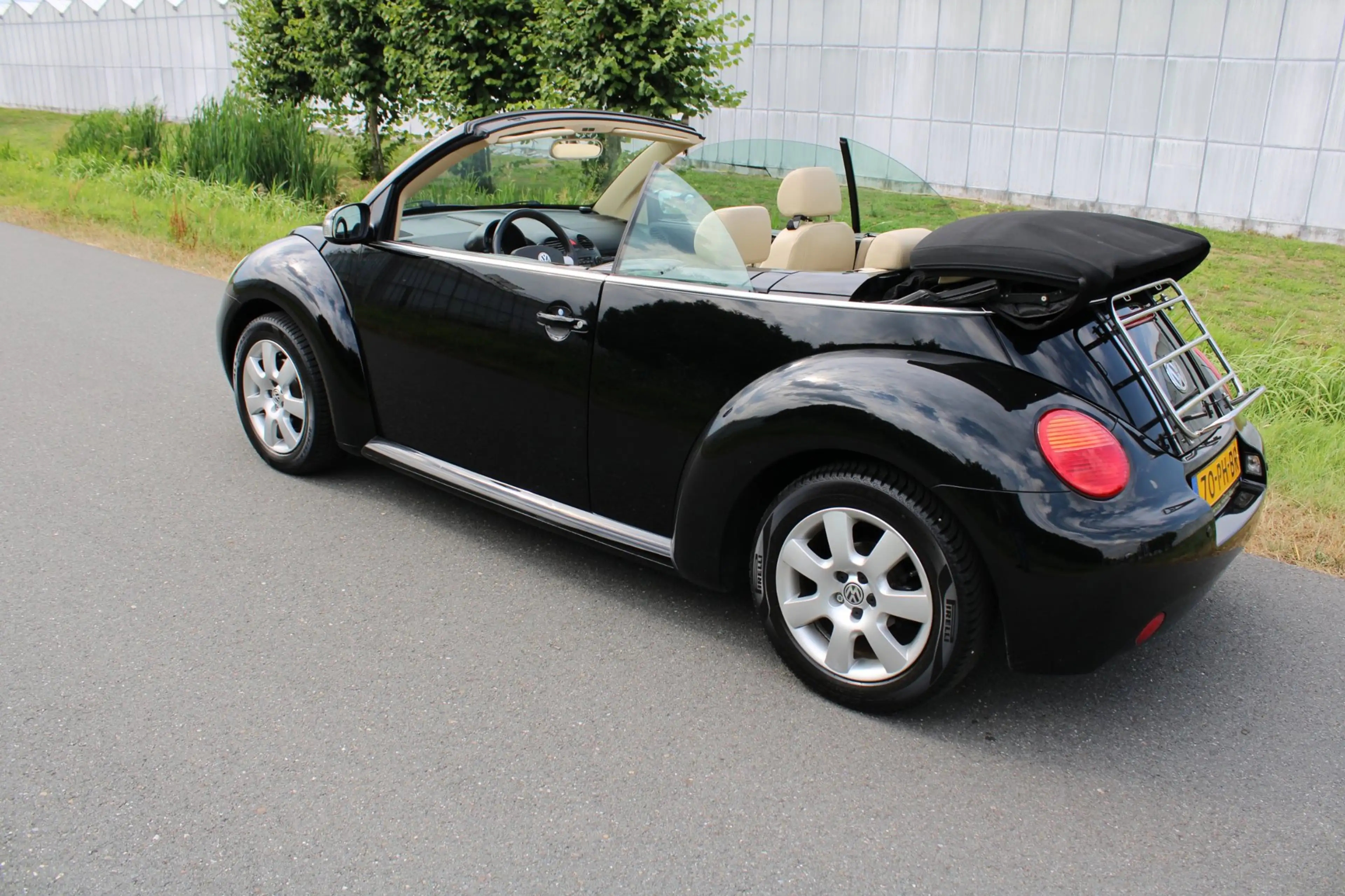 Volkswagen New Beetle Cabriolet 1.6 met Leder en Airco en elektrische Ka — photo 7