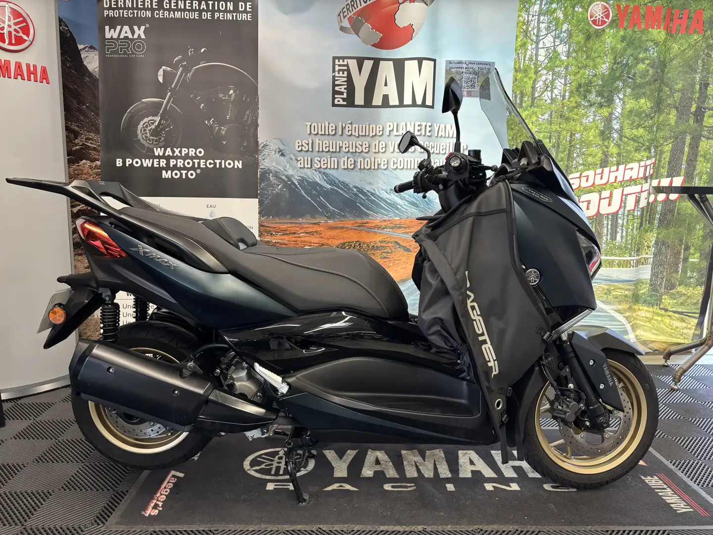 Yamaha X-Max 300 - 1