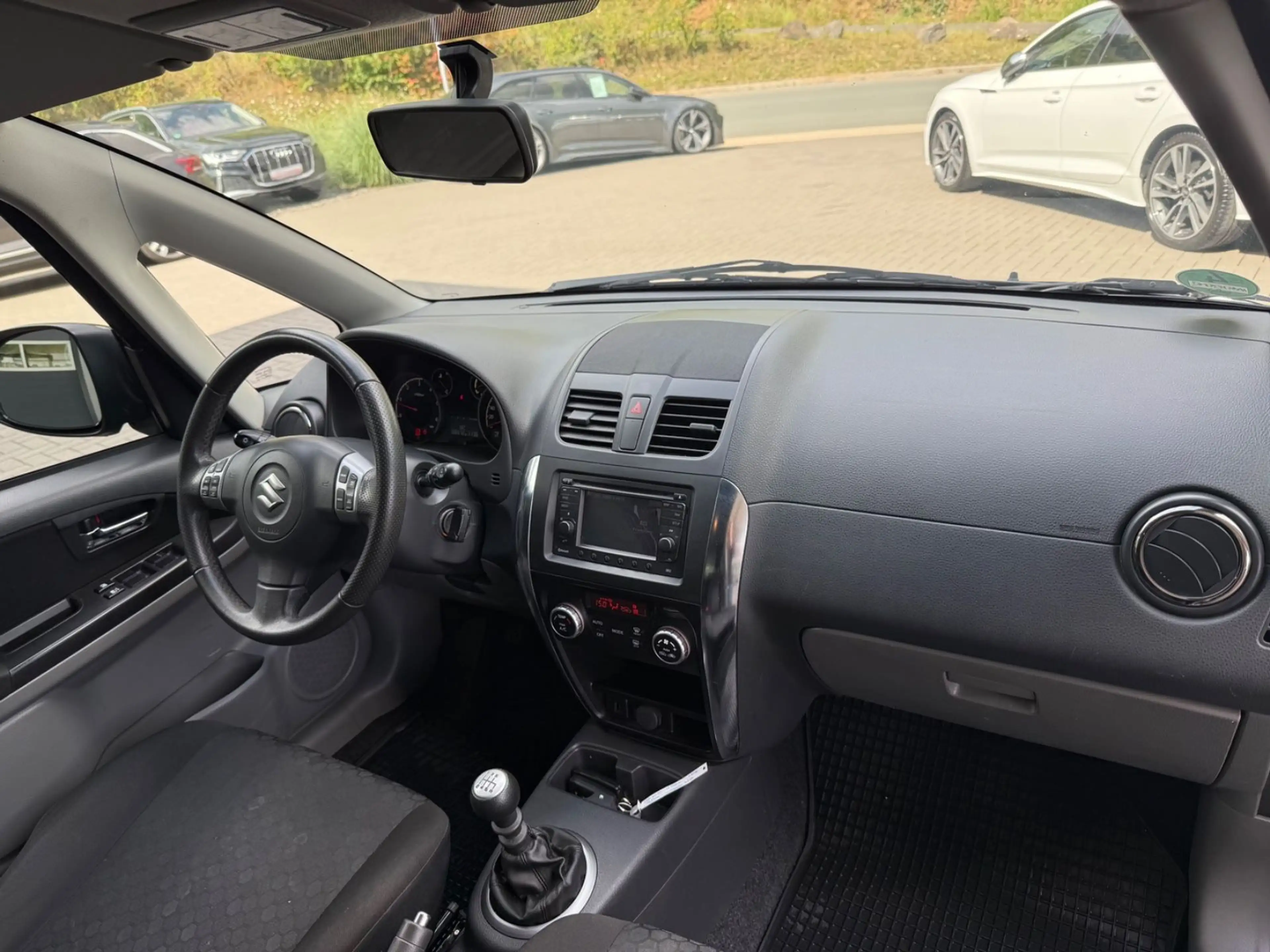 Suzuki SX4 Style Allrad  *Sitzheizung *Klimaautomatik — photo 11