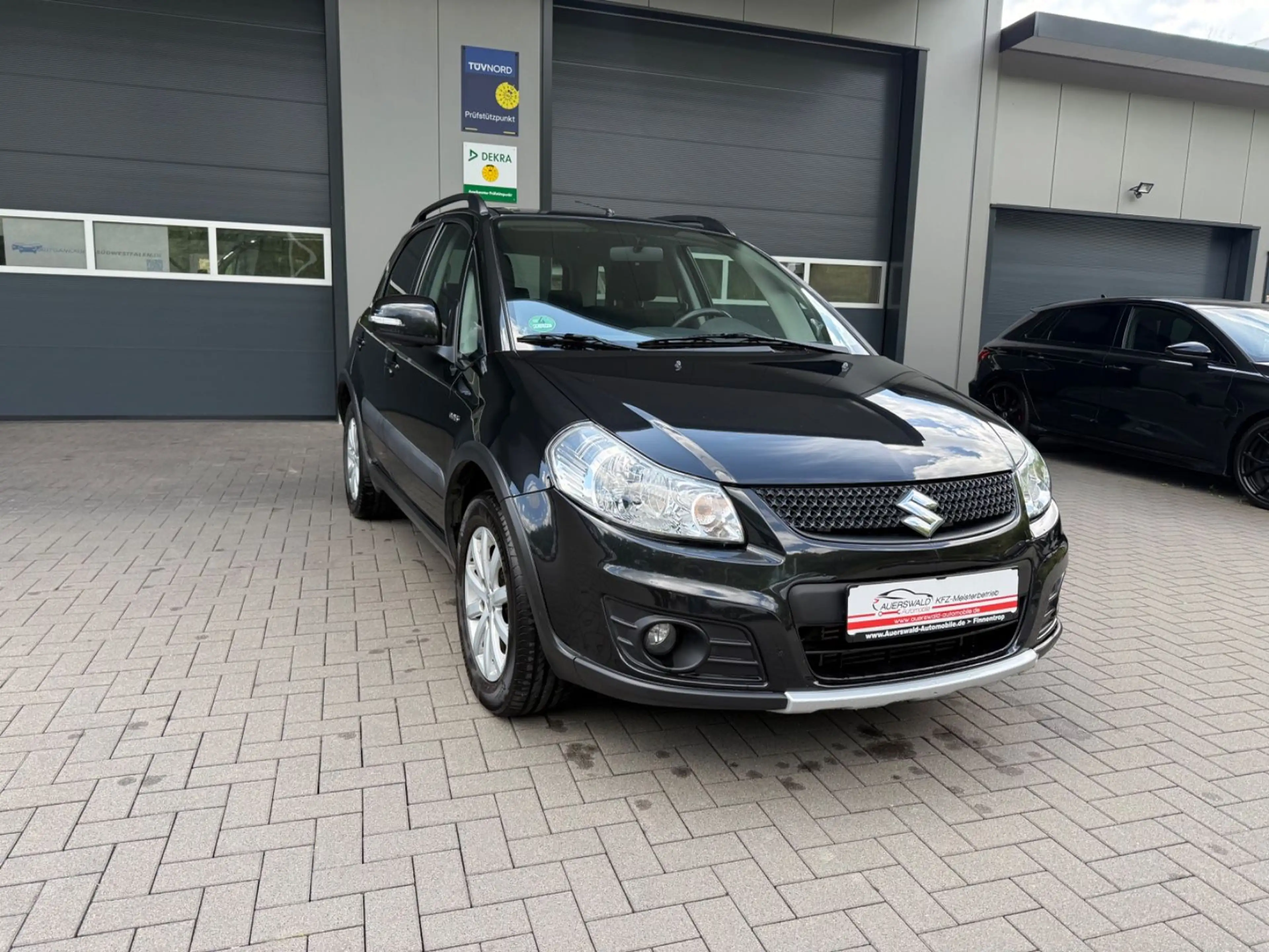 Suzuki SX4 Style Allrad  *Sitzheizung *Klimaautomatik — photo 3