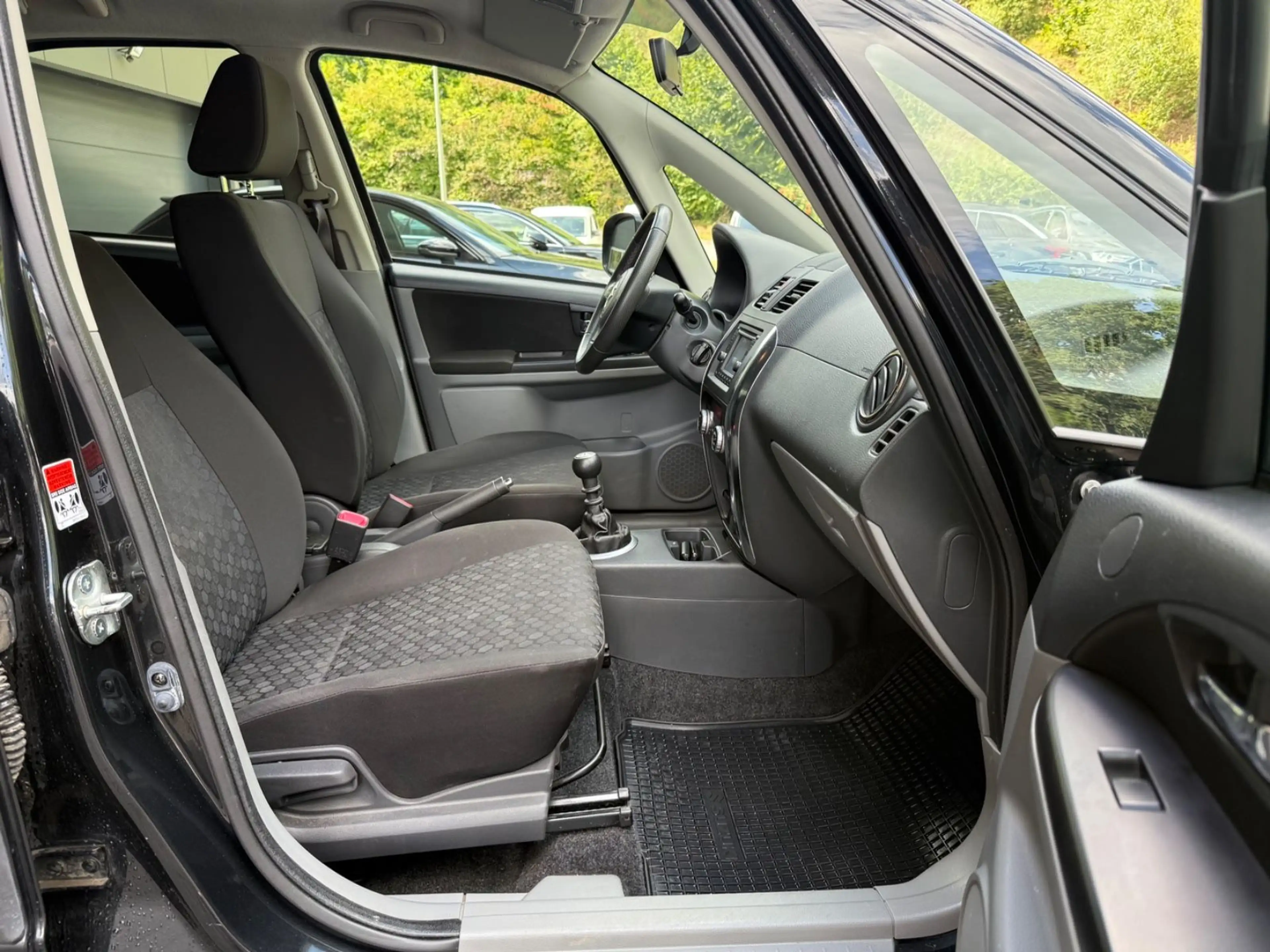 Suzuki SX4 Style Allrad  *Sitzheizung *Klimaautomatik — photo 12