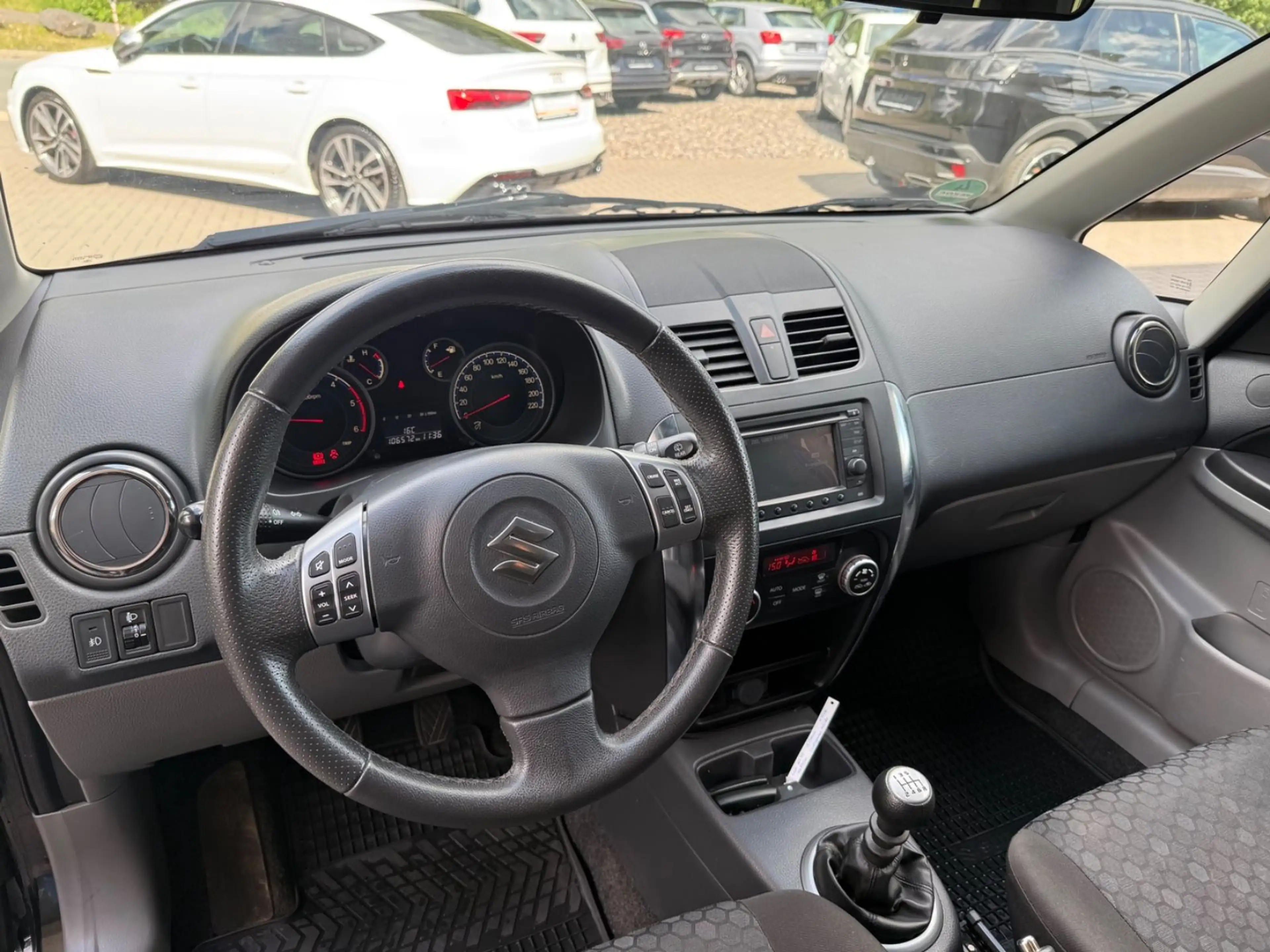 Suzuki SX4 Style Allrad  *Sitzheizung *Klimaautomatik — photo 10