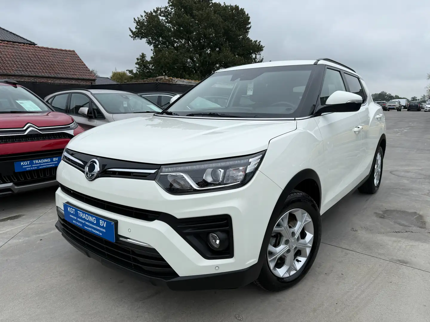 SsangYong Tivoli 1.2 T-GDI NAVIGATIE ZWART LEDER CAMERA CARPLAY LED Blanc - 1