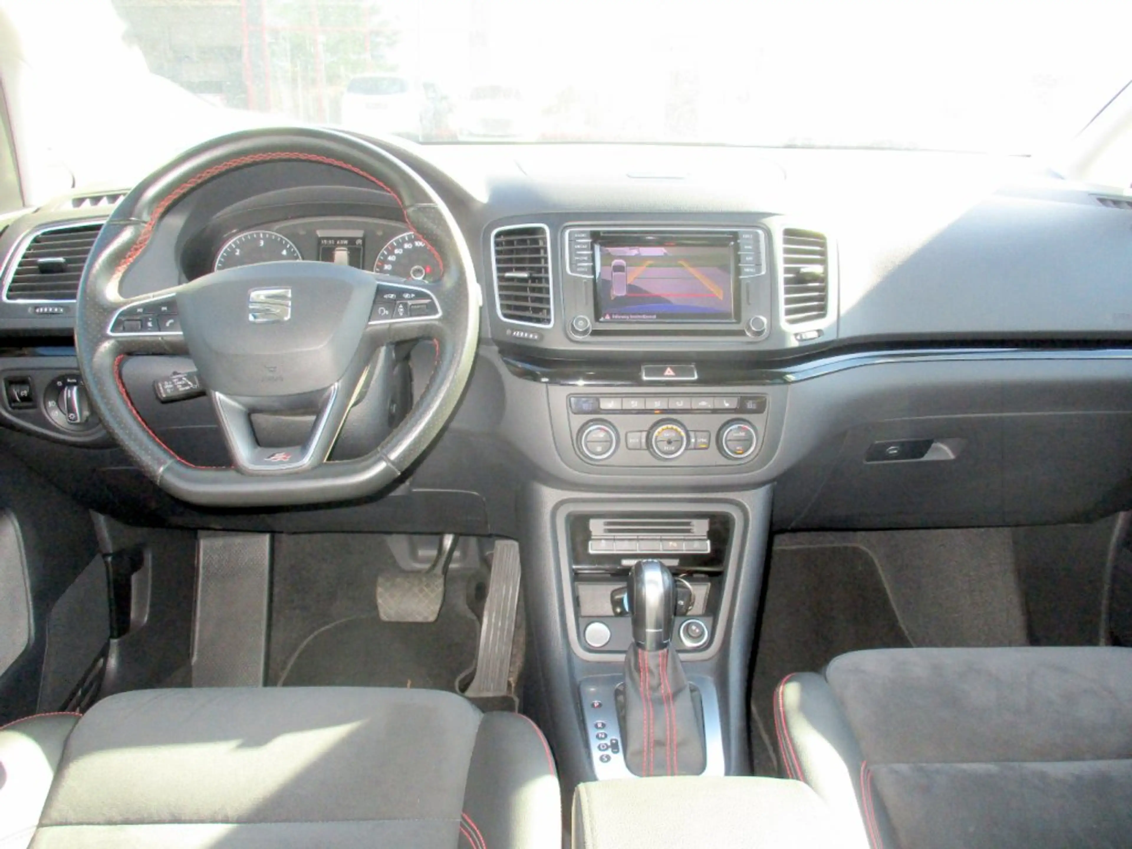 SEAT Alhambra TDI DSG 4WD 2,0 FR — photo 6