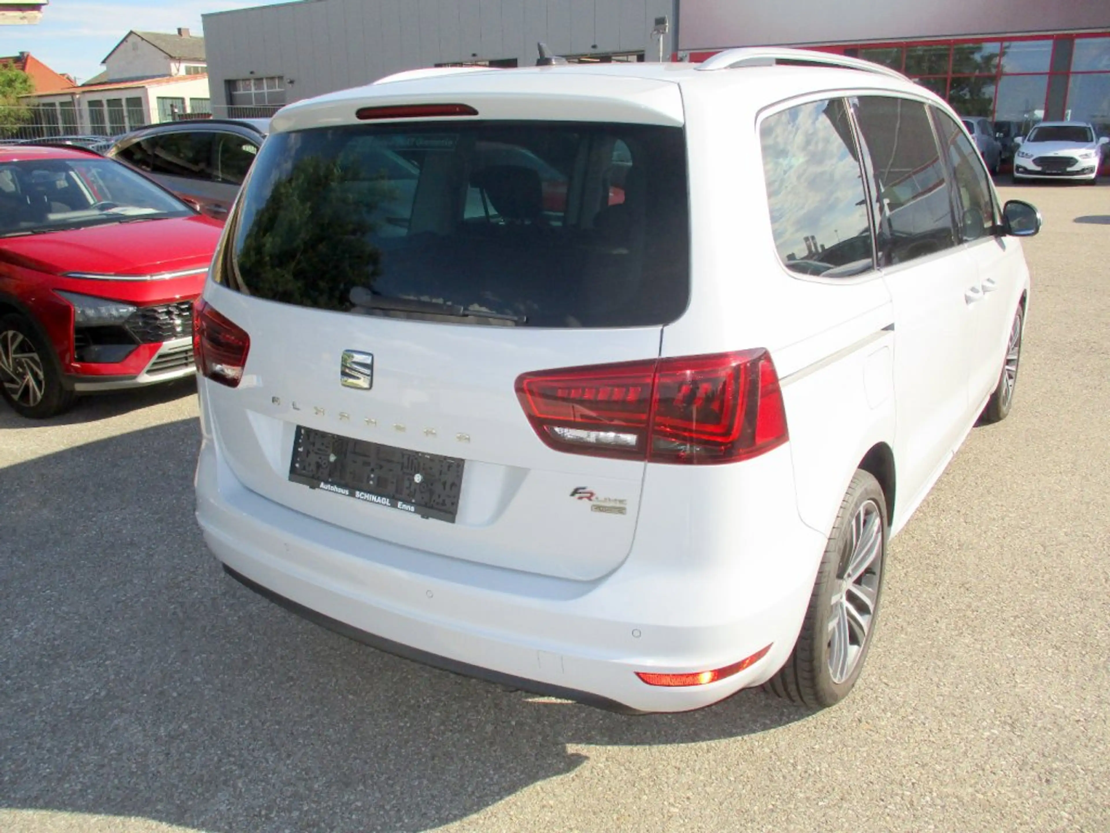 SEAT Alhambra TDI DSG 4WD 2,0 FR — photo 3