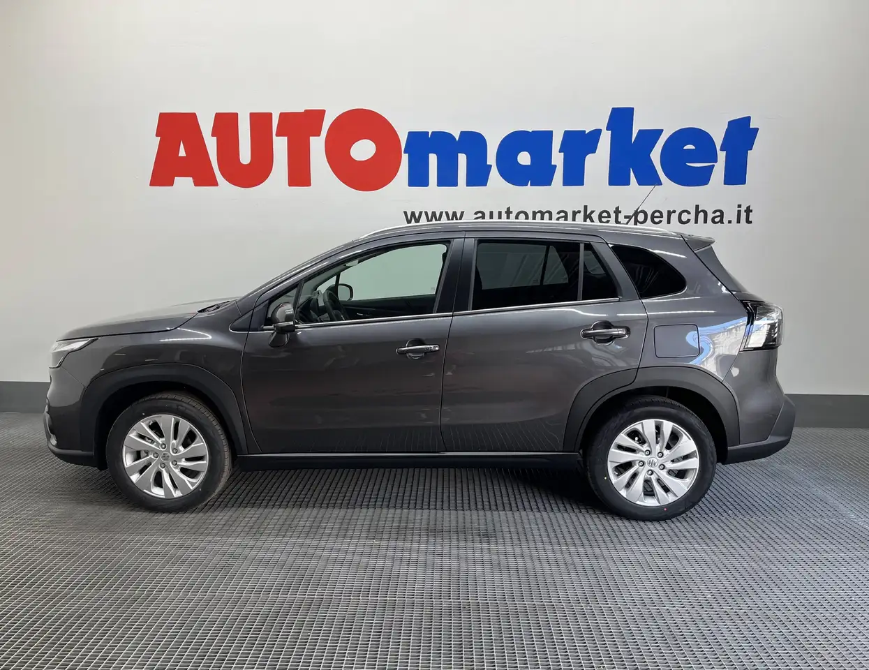 Suzuki S-Cross 2025
