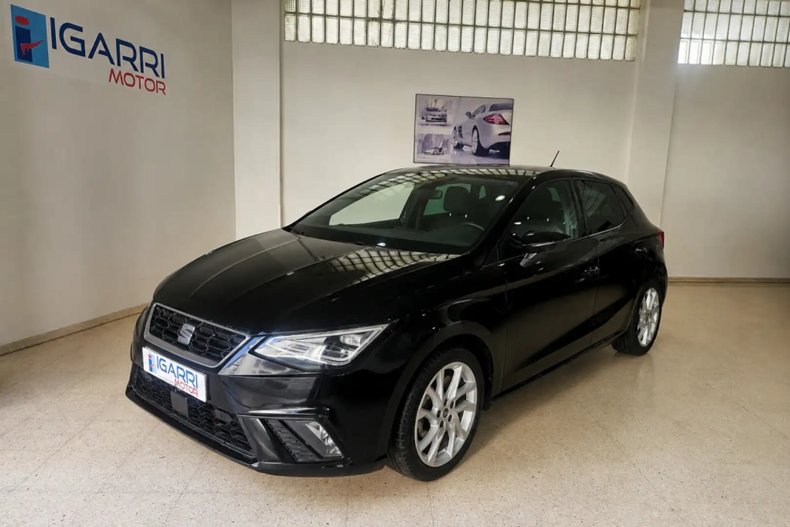 SEAT Ibiza 1.5 TSI S&S FR DSG7 150 Negro - 1