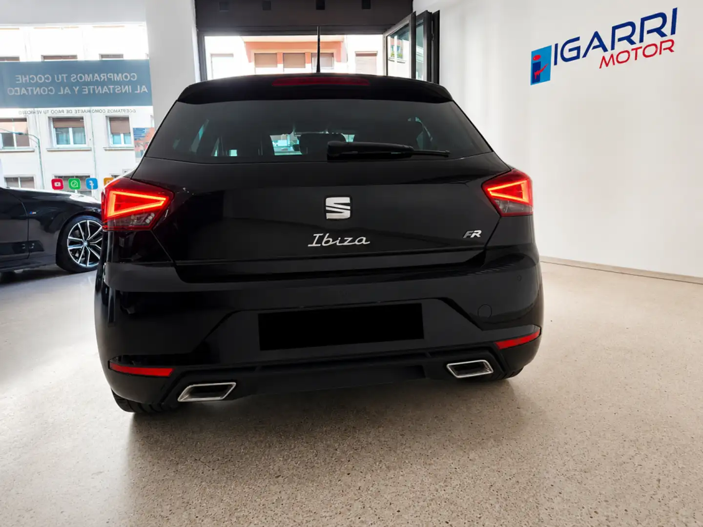 SEAT Ibiza 1.5 TSI S&S FR DSG7 150 Negro - 2