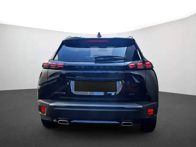 Peugeot 2008 view 4