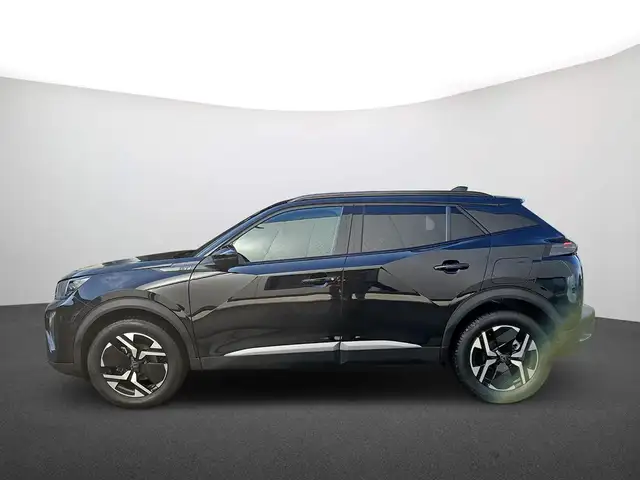 Peugeot 2008 view 5