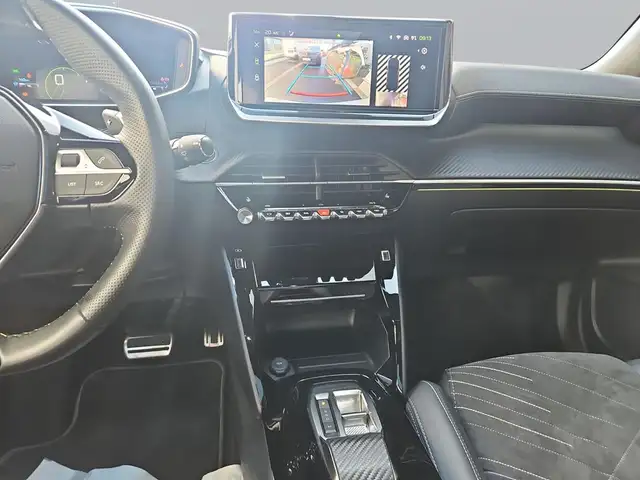 Peugeot 2008 view 13