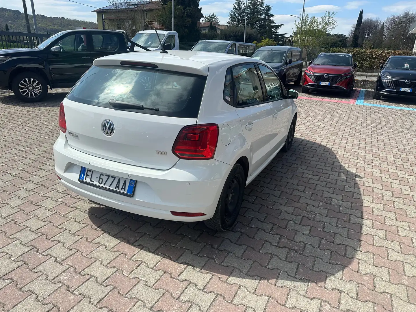 Volkswagen Polo Polo V 2014 5p 1.4 tdi Comfortline 75cv Bianco - 2