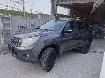 Landcruiser 300 3,0 D-4D 175 VX Aut.