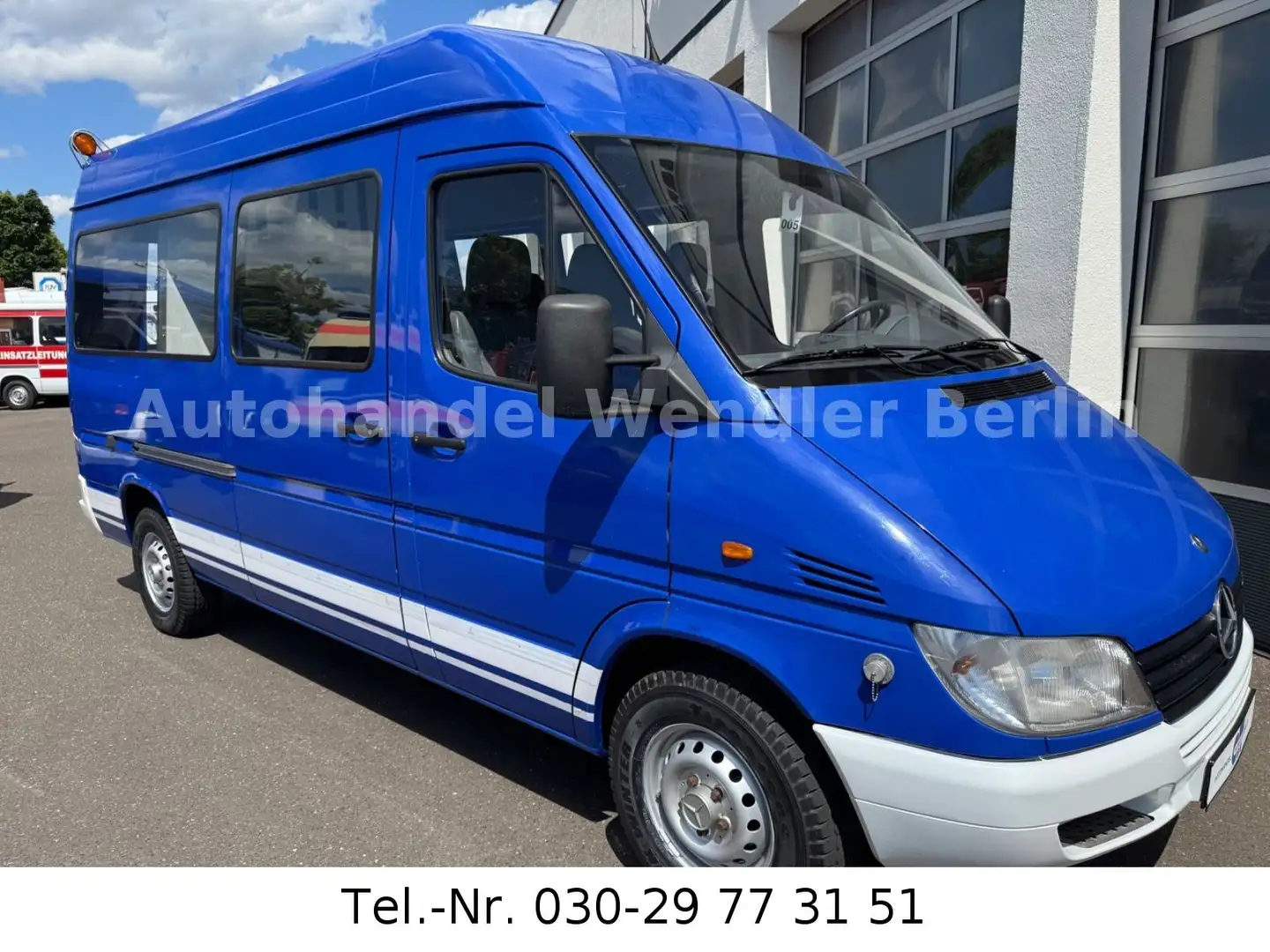 Mercedes-Benz Sprinter 311 CDI lang/hoch 9-Sitzer Standh Albastru - 1
