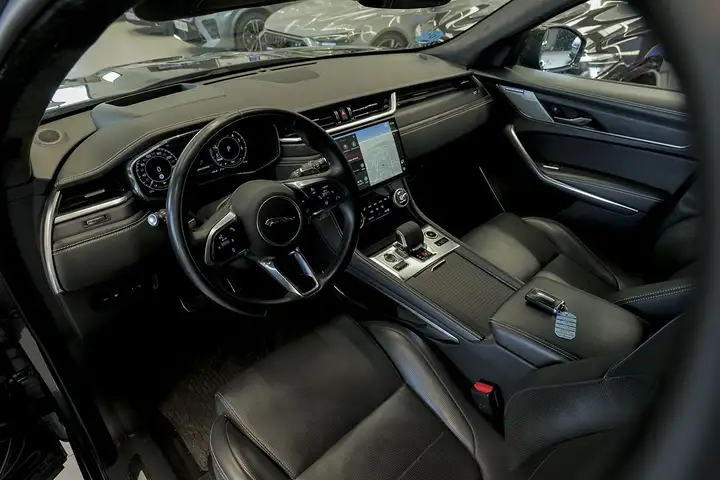 Jaguar F-Pace 2024, foto 4