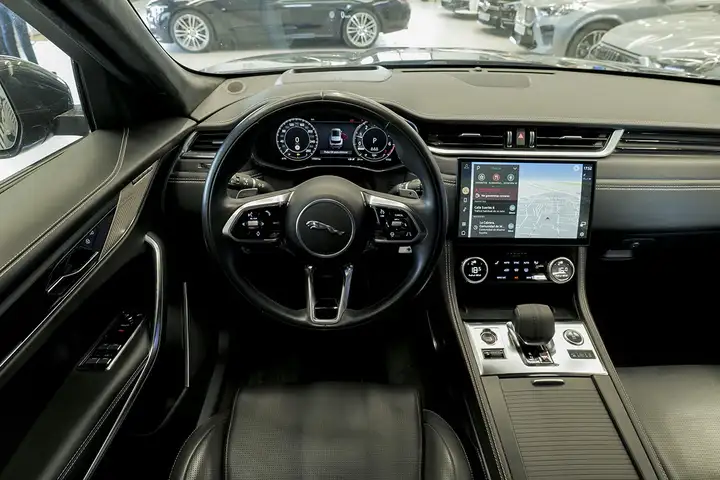 Jaguar F-Pace 2024, foto 41
