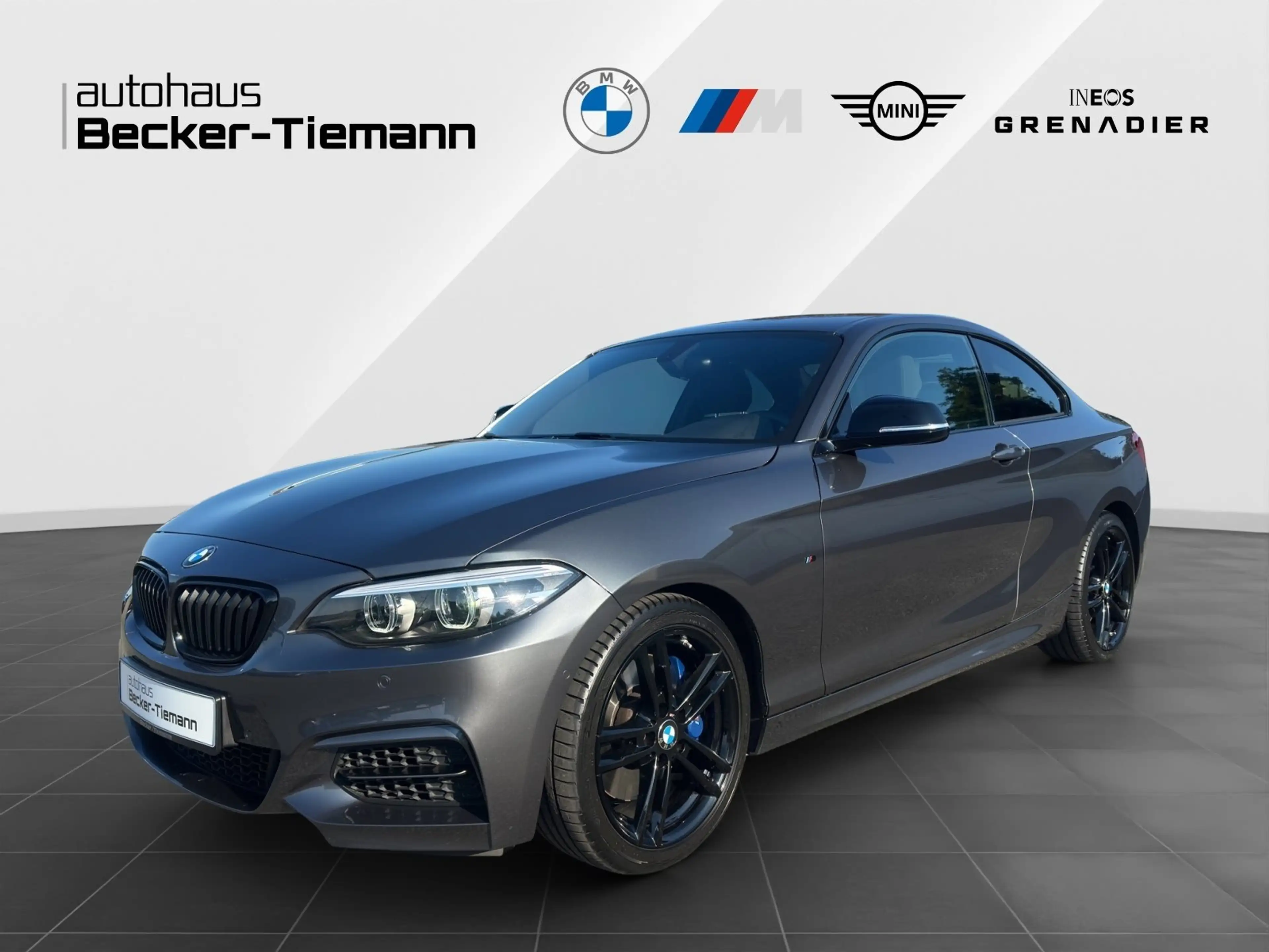 BMW M2 40i Coupé MSport Akrapovic | HarmanK.| Navi | DAB