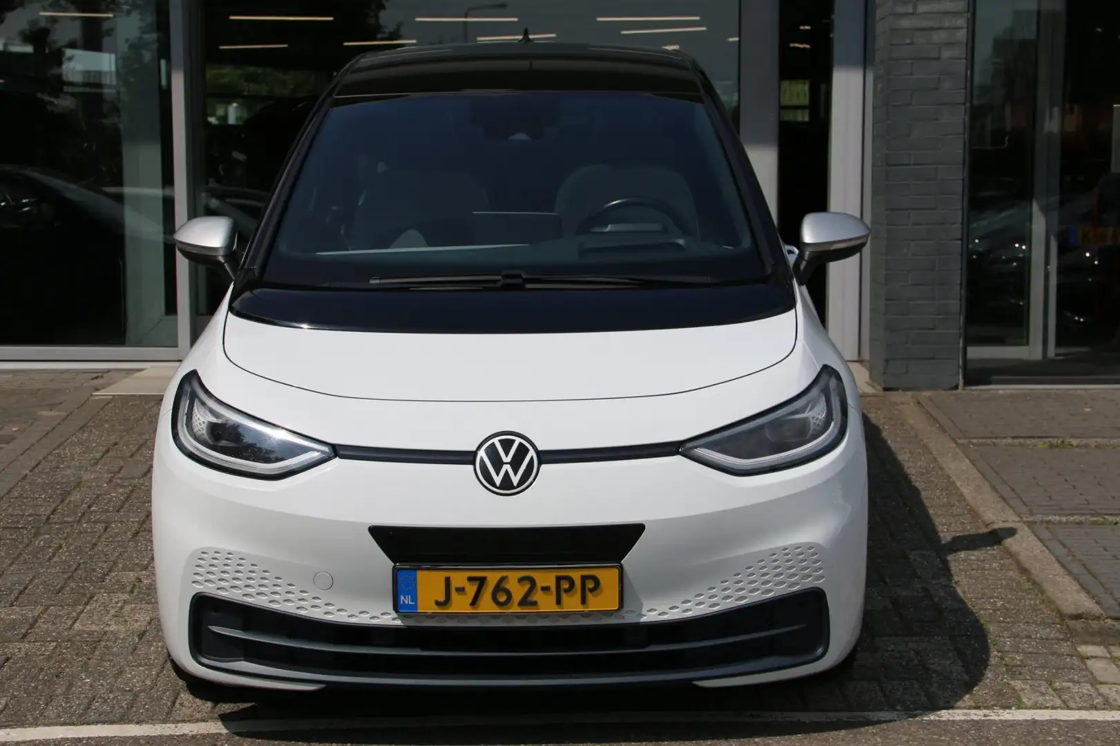 Volkswagen ID.3 First Max 58 kWh INCL BTW Wit - 2