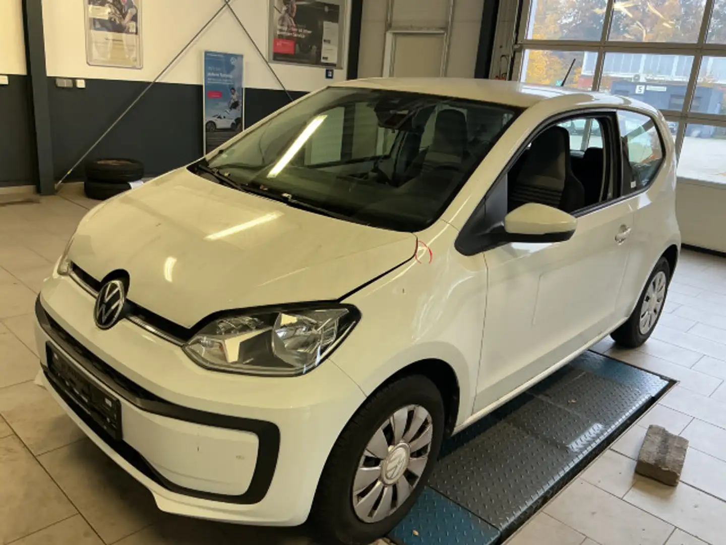 Volkswagen up! 1.0 move up! Klima Radio DAB+ GJ-Reifen Weiß - 2