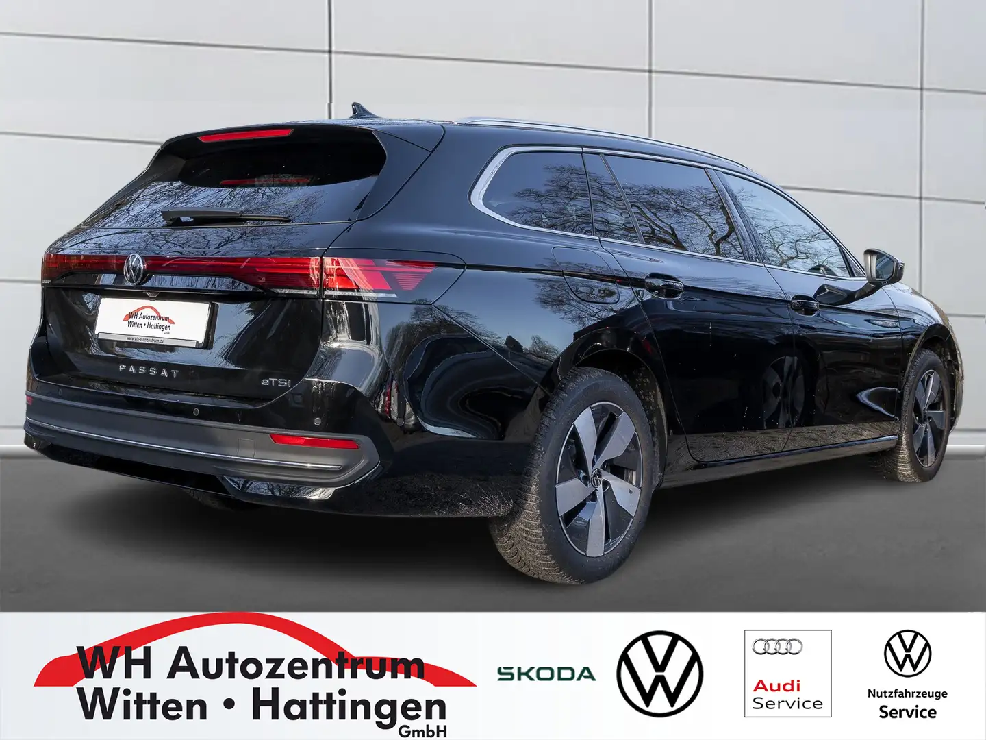 Volkswagen Passat Variant 1.5 eTSI DSG Business NAVI AHK AREAVIEW GJ-REIF... Schwarz - 2