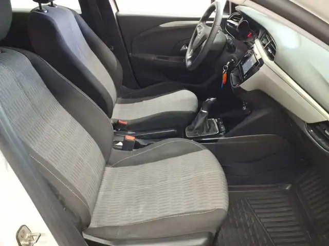 Opel Corsa view 8