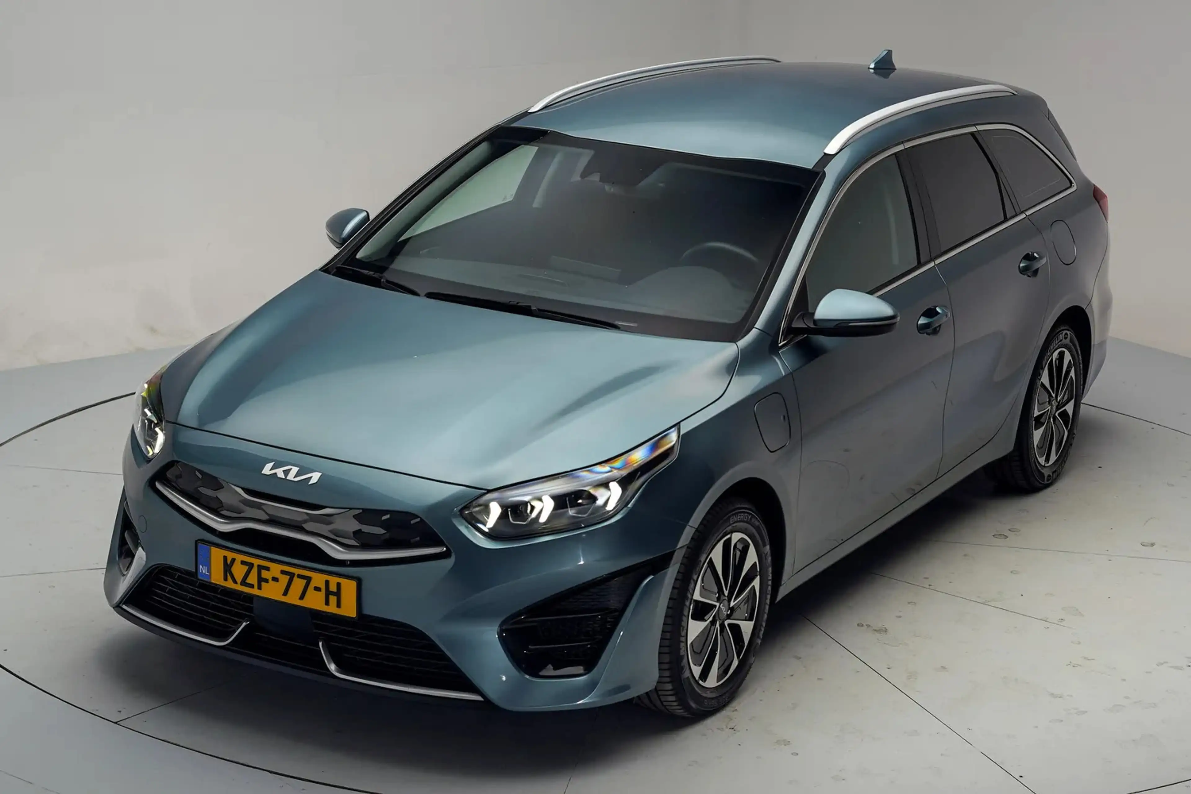 Kia Ceed SW / cee'd SW Sportswagon 1.6 GDI PHEV DynamicLine [ LED Android — photo 13