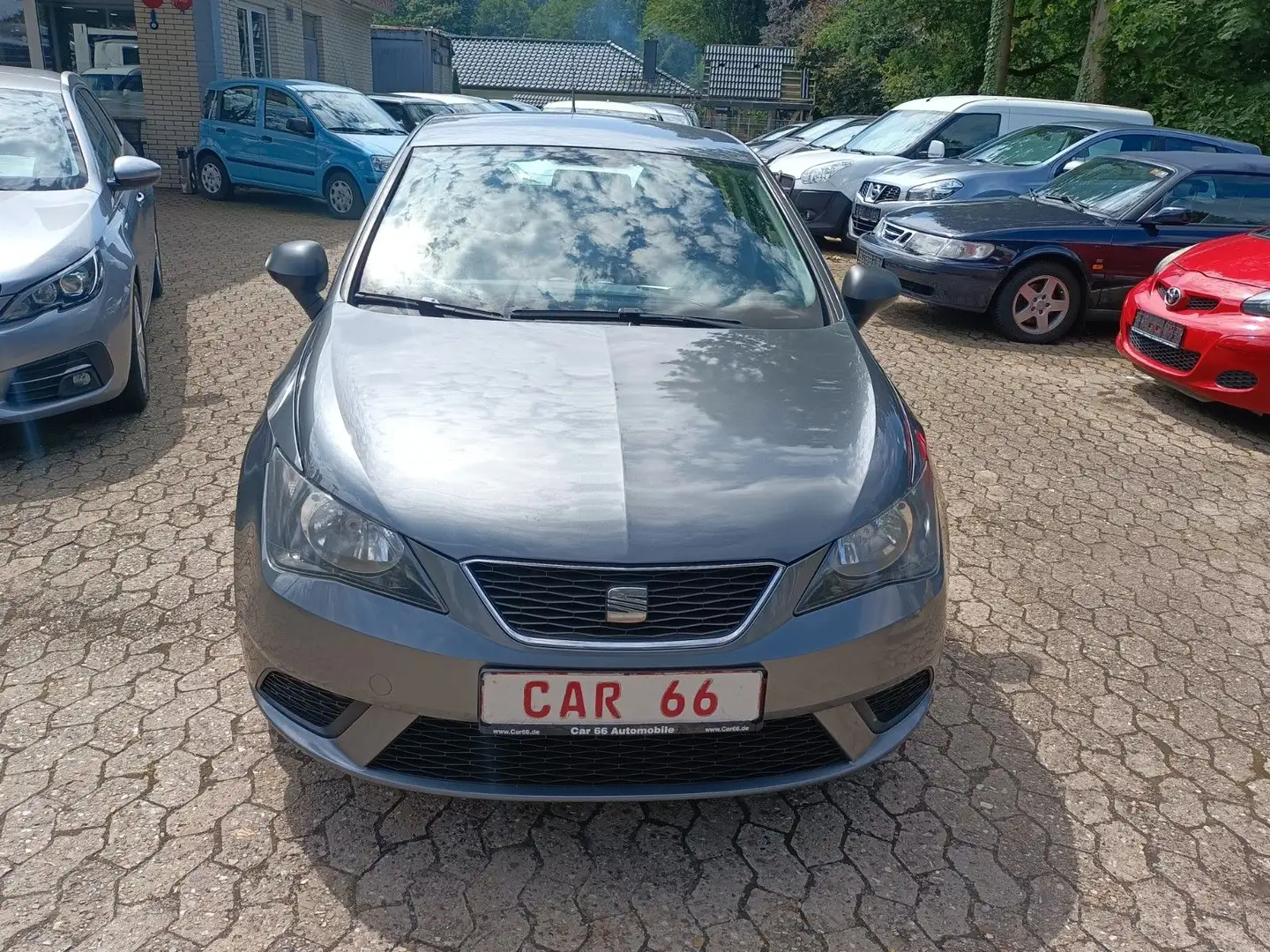 SEAT Ibiza Reference Viva / Klimaanlage / Grau - 2