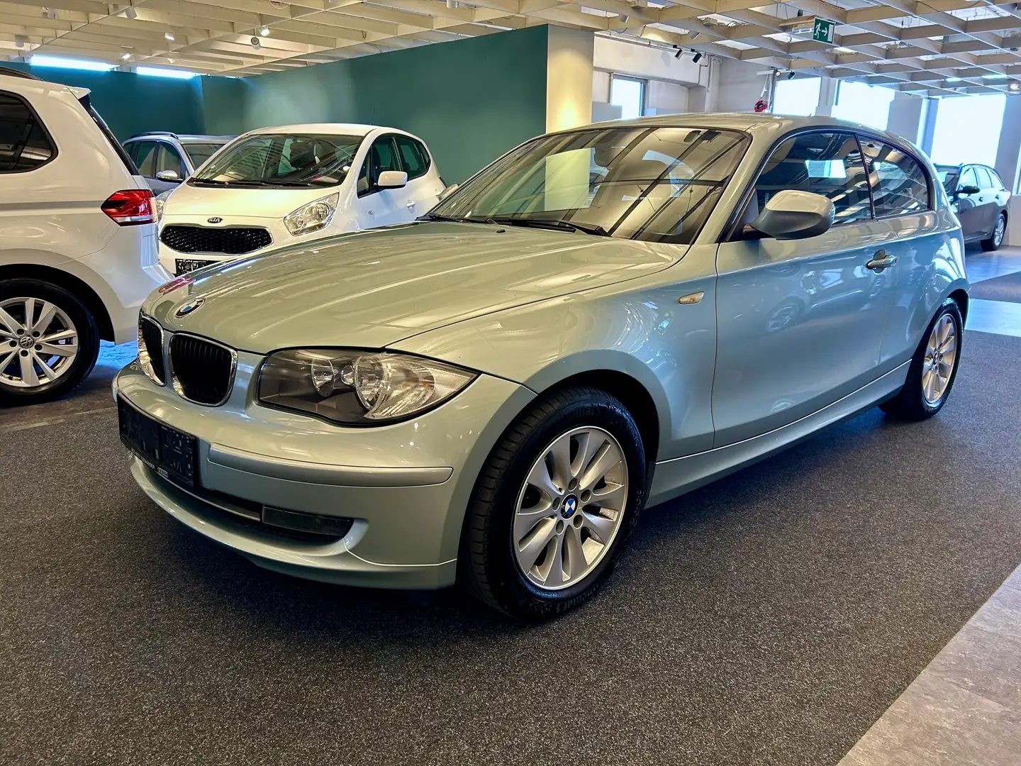 BMW 120 120i Advantage Ö-Paket *Pickerl neu* Grün - 1