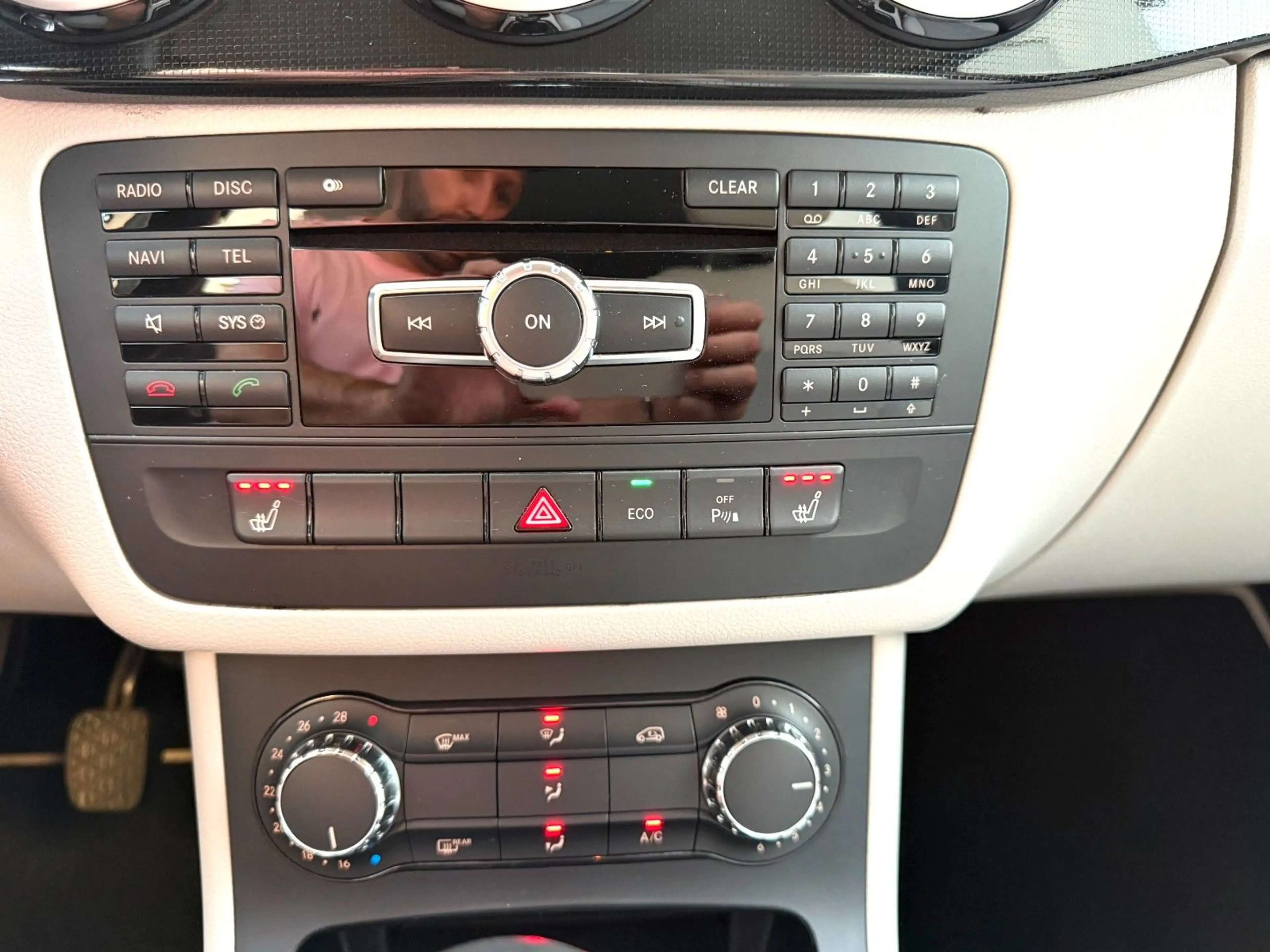 Mercedes-Benz B 200 STYLE*KLIMA*PDC*TEMPOMAT* — photo 13