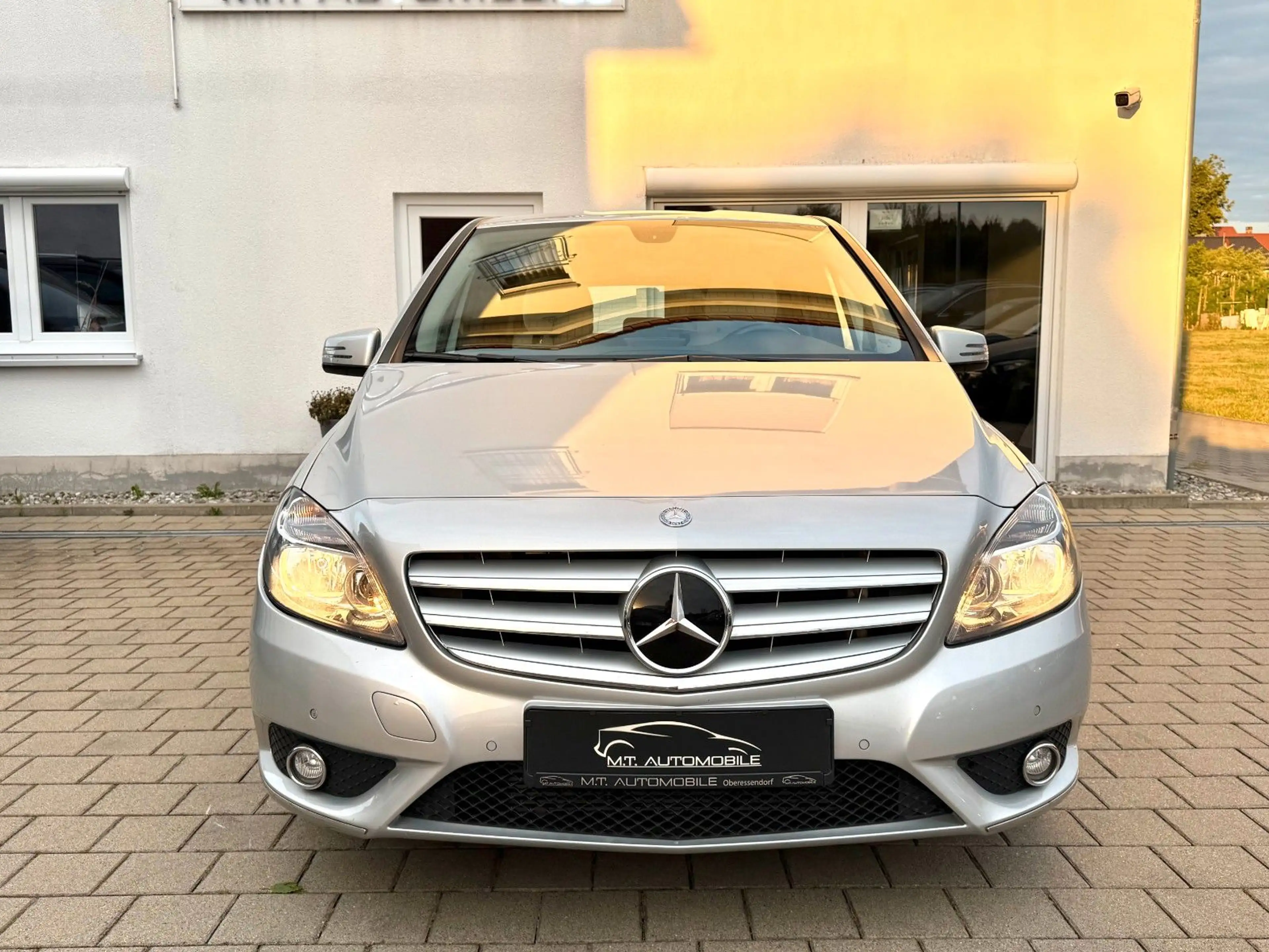 Mercedes-Benz B 200 STYLE*KLIMA*PDC*TEMPOMAT*