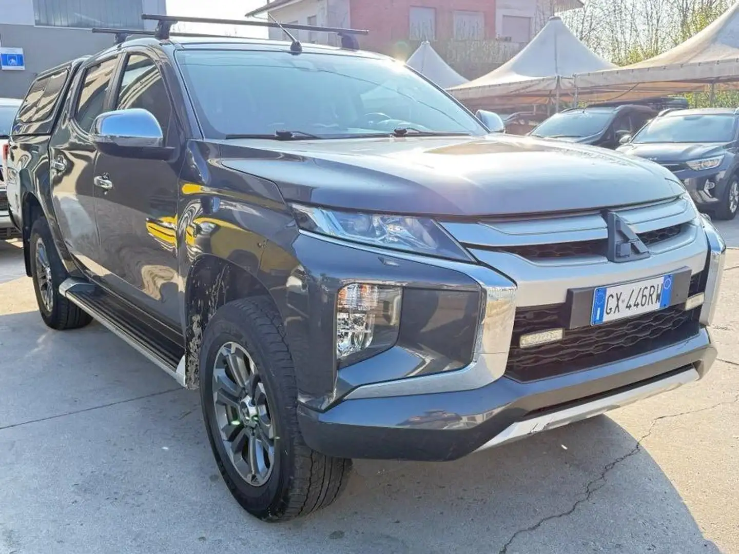 Mitsubishi L200 L200 d.cab 2.3d Intense 4wd 150cv auto Grigio - 2
