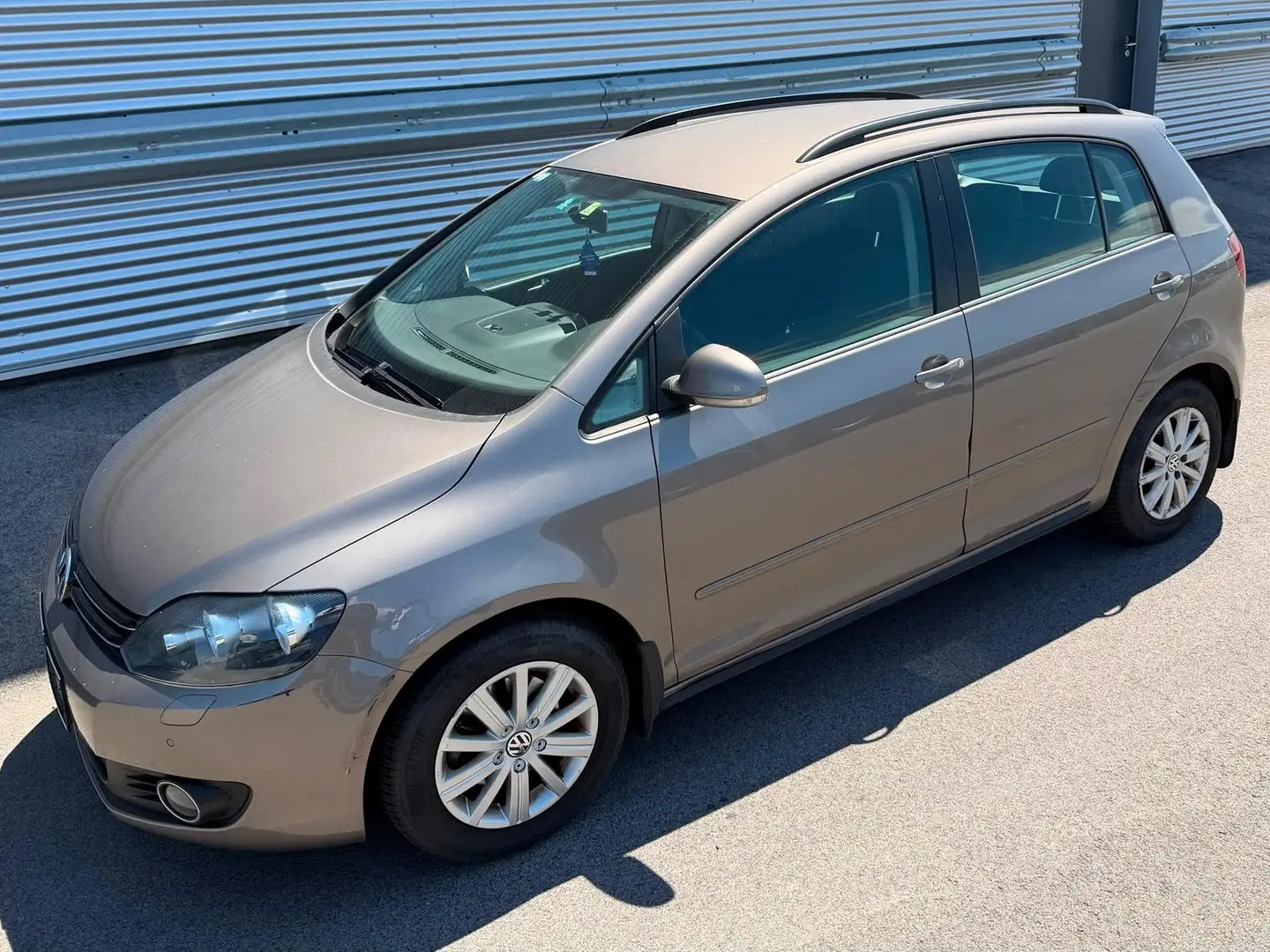 Volkswagen Golf Plus Rabbit 2012 BMT 1,2 TSI ID:11 Braun - 1
