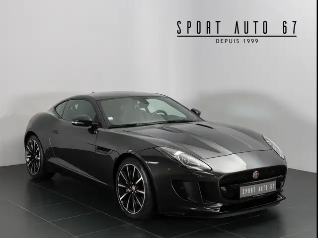 Jaguar F-Type 340 CH V6 3.0 L compressé