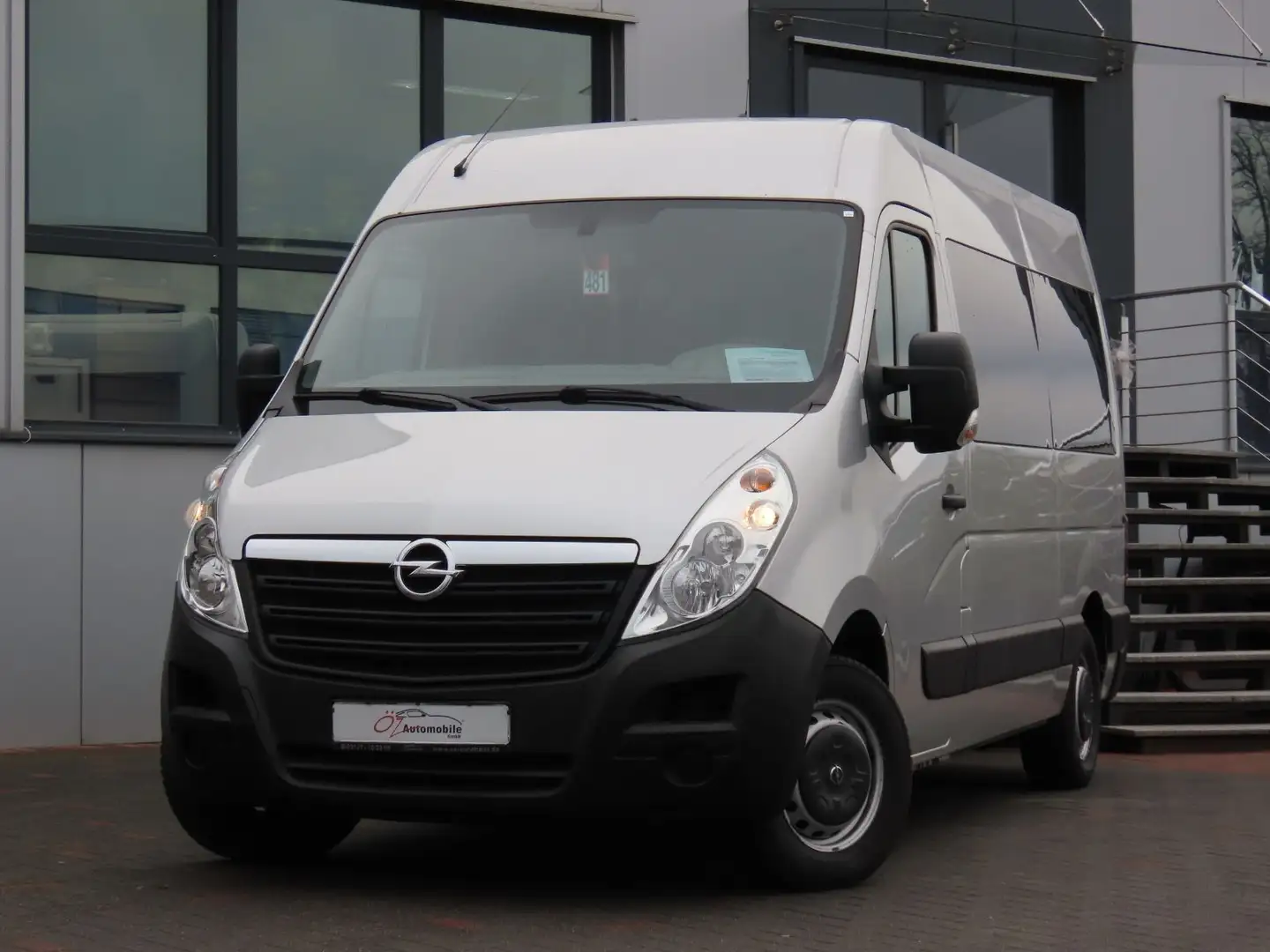 Opel Movano 2.3CDTI Behindertengerecht Rampe Bett Plateado - 2