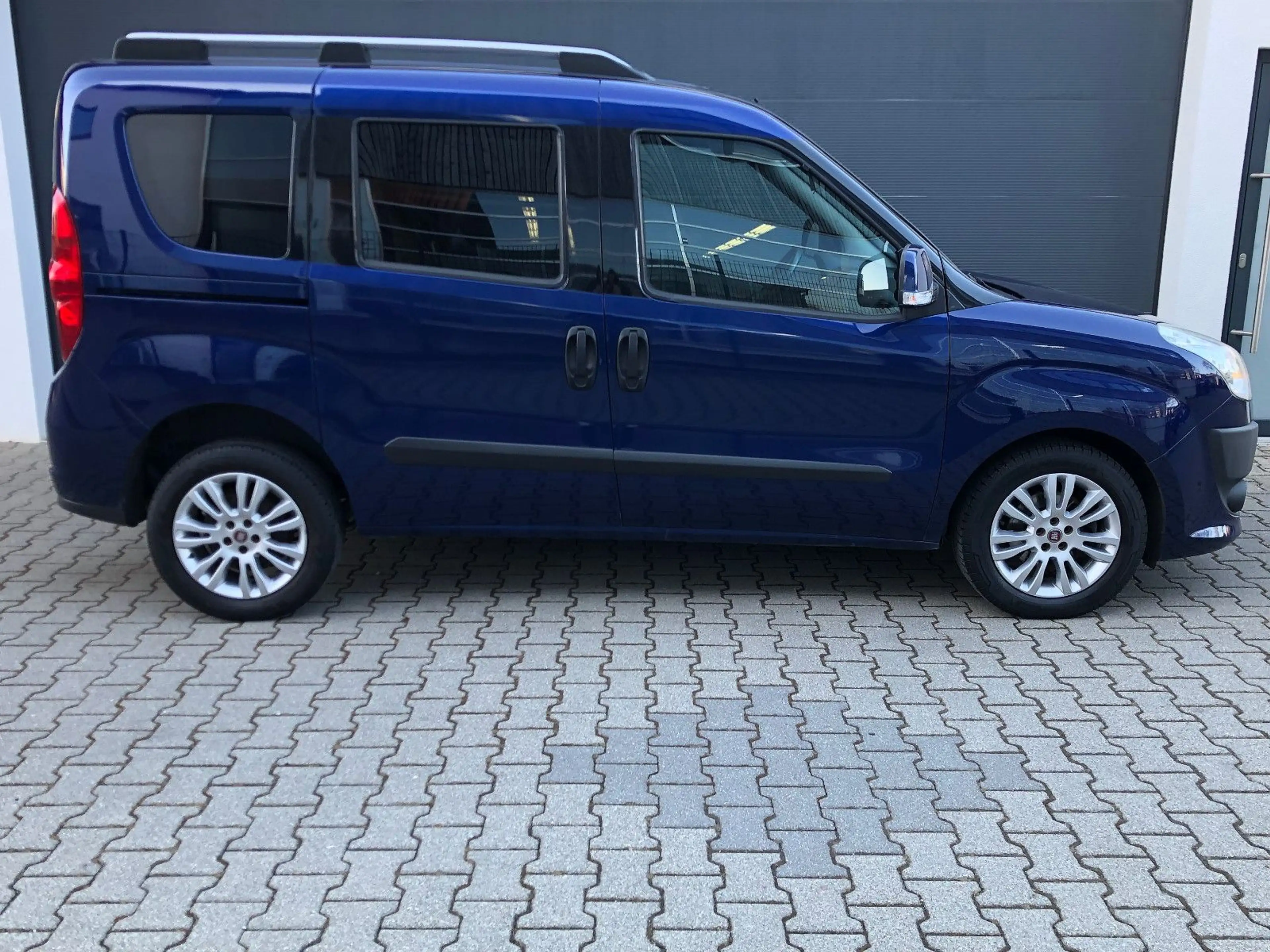 Fiat Doblo Doblò My Doblo Klimaanlage AHK Automatik — photo 4