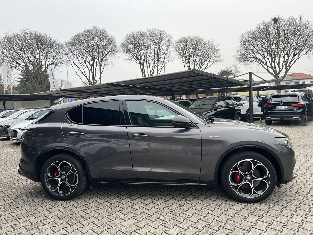 Alfa Romeo Stelvio 2024