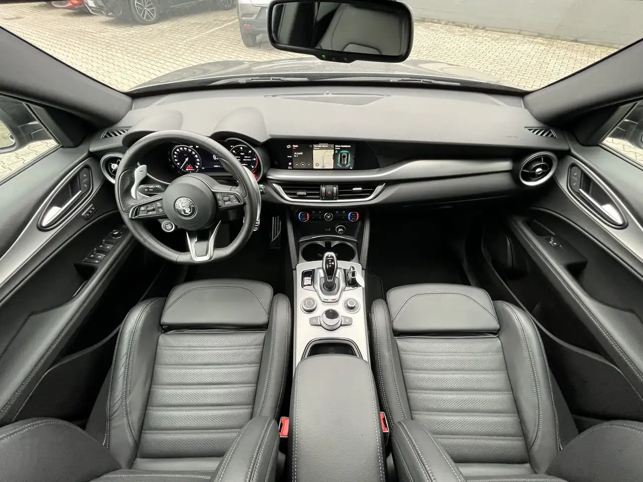 Alfa Romeo Stelvio 2024 — фото 10