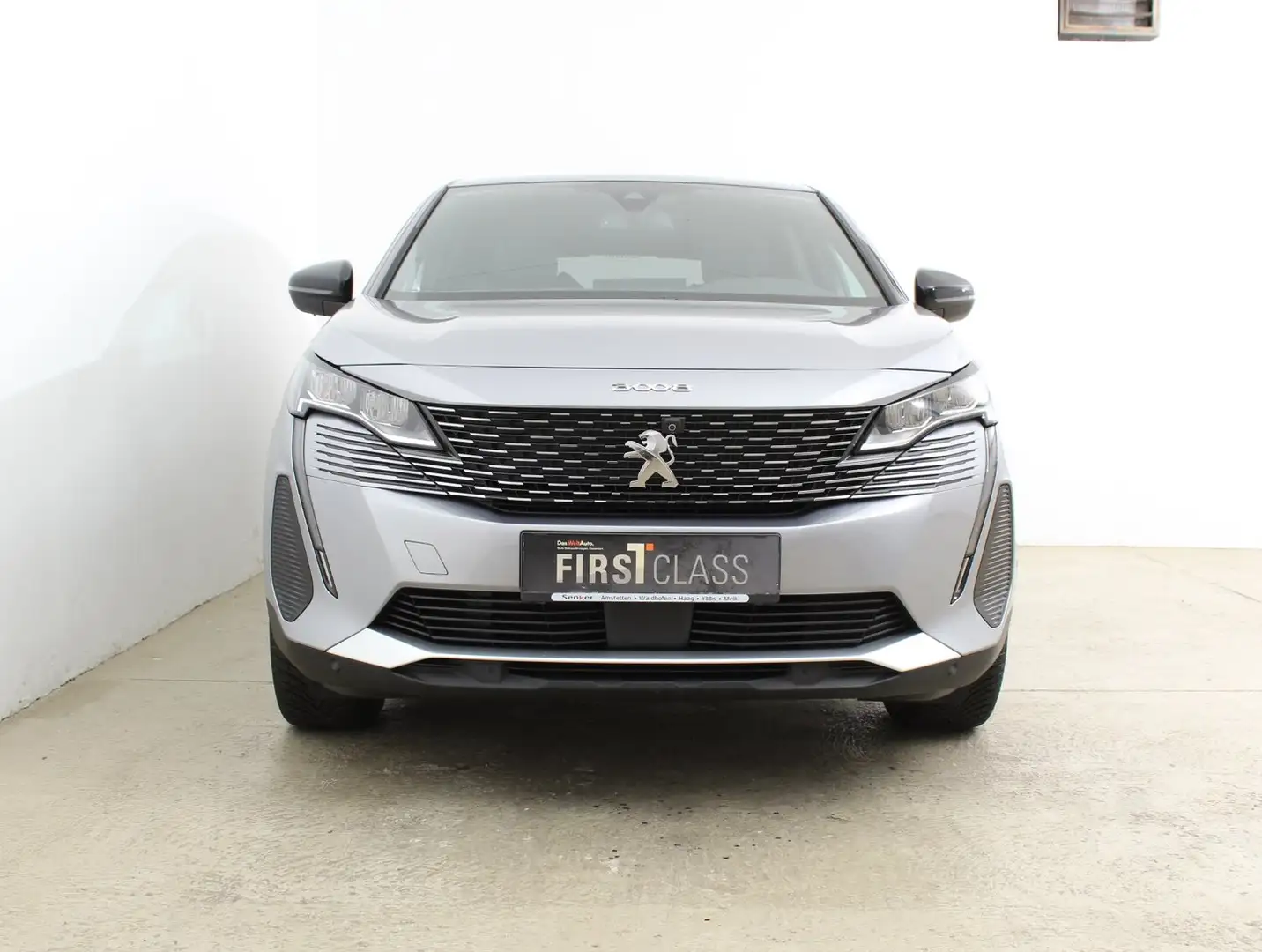 Peugeot 3008 1,5 BlueHDi 130 S&S 6-Gang Allure Gris - 2