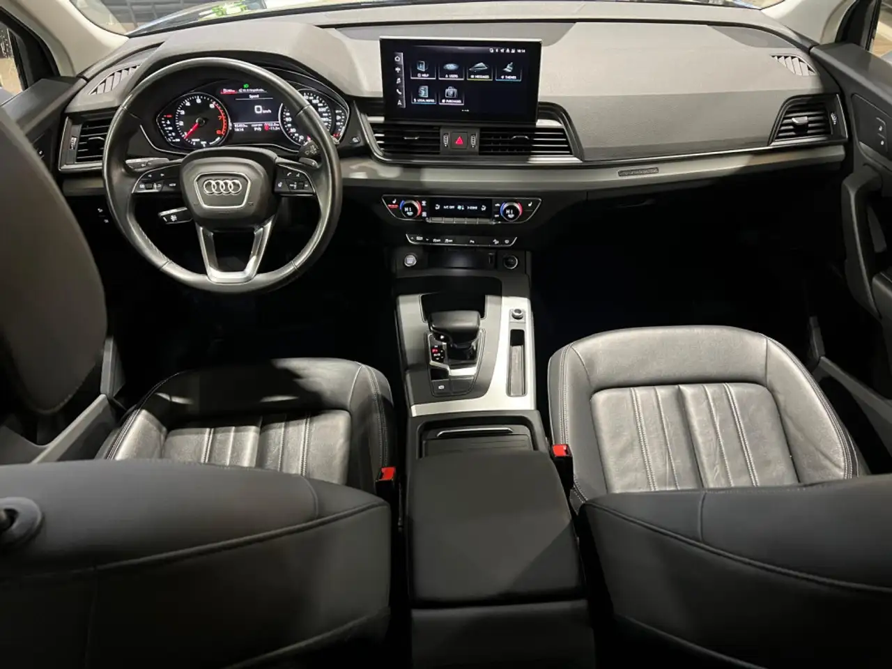 Audi Q5 снимка Audi Q5