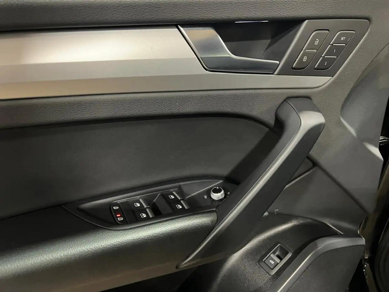 Audi Q5 снимка Audi Q5