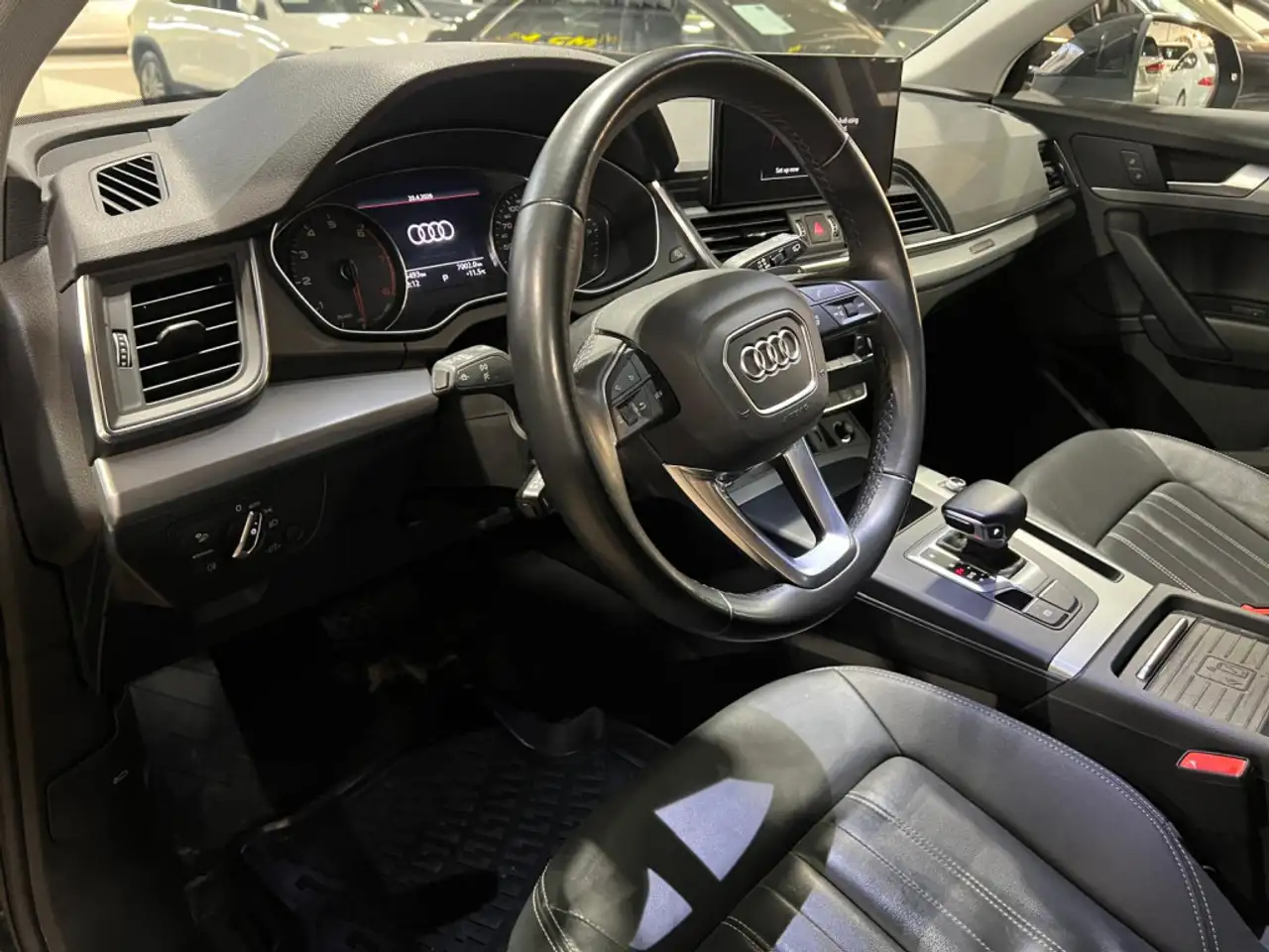 Audi Q5 снимка Audi Q5