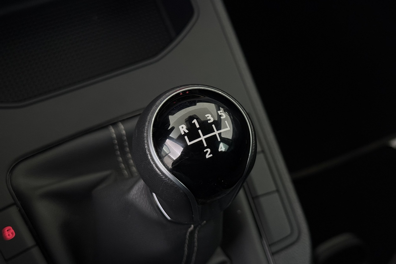 SEAT Ibiza MOVE! 1.0TSI + GPS + CARPLAY + PDC + CRUISE + ALU — photo 12