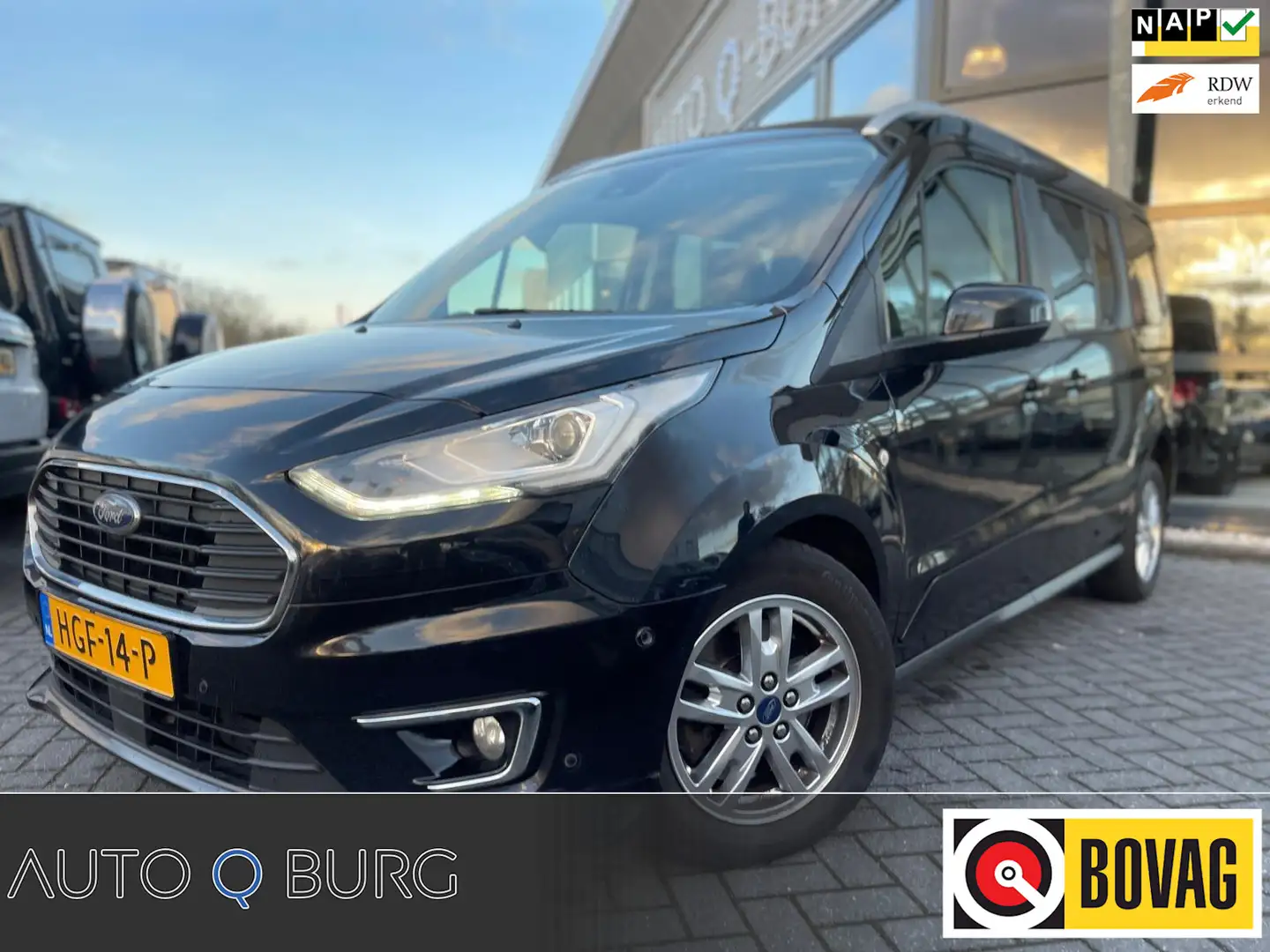 Ford Tourneo Connect 1.5 TDCi SWB | Automaat | 7 Peroons | Panorama | N Zwart - 1
