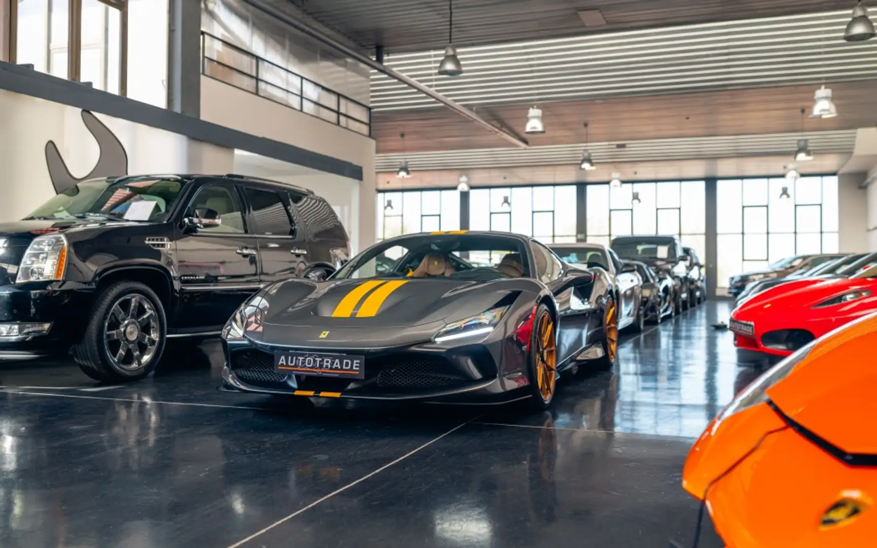 Ferrari F8 Tributo Grey - 1