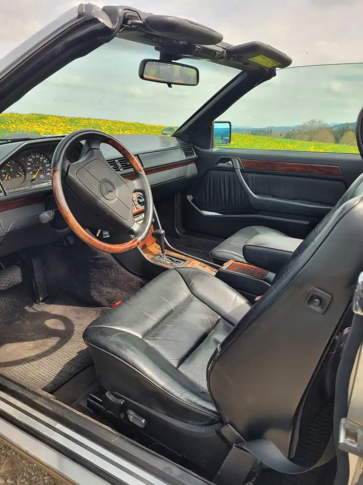 Mercedes-Benz Baureihe 124 Cabriolet, foto 4