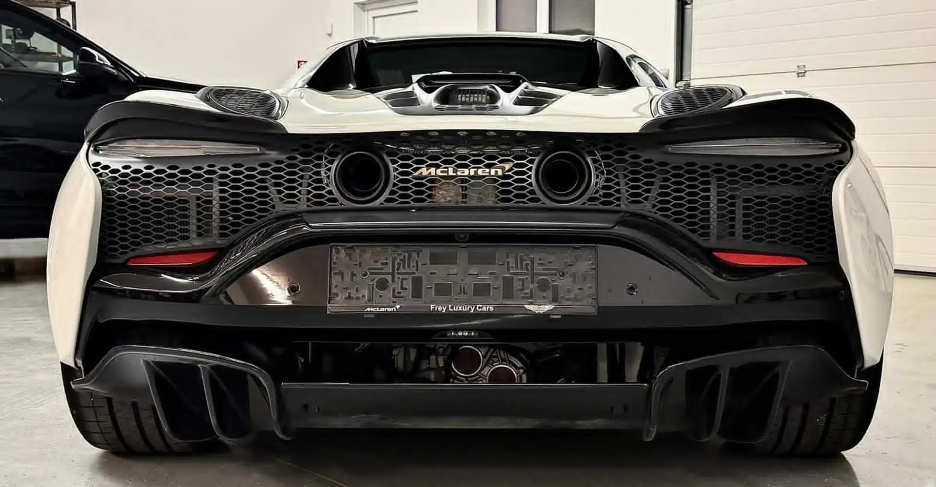 McLaren Artura Artura Spyder HEV 7,4kWh Weiß - 1