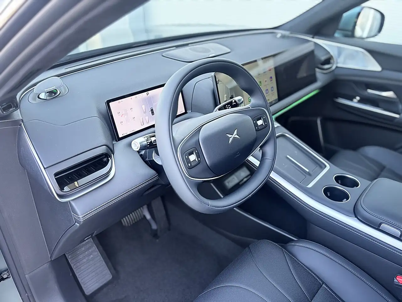 XPENG G9
